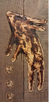 김남진, 무제, 32.5x16.5x5cm, 나무 위에 혼합재료, 1996